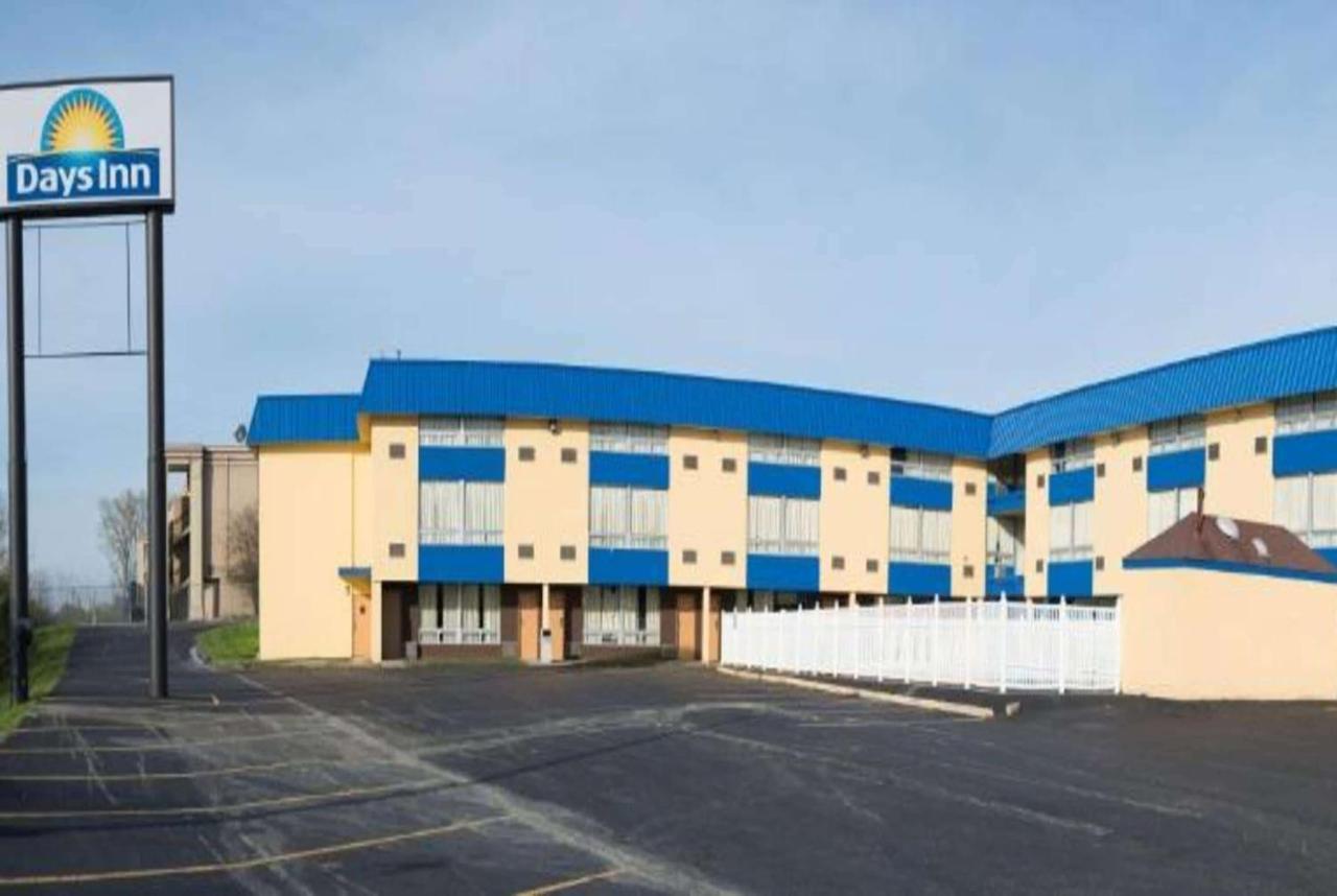 Days Inn By Wyndham Fort Wright Cincinnati Area Exterior foto